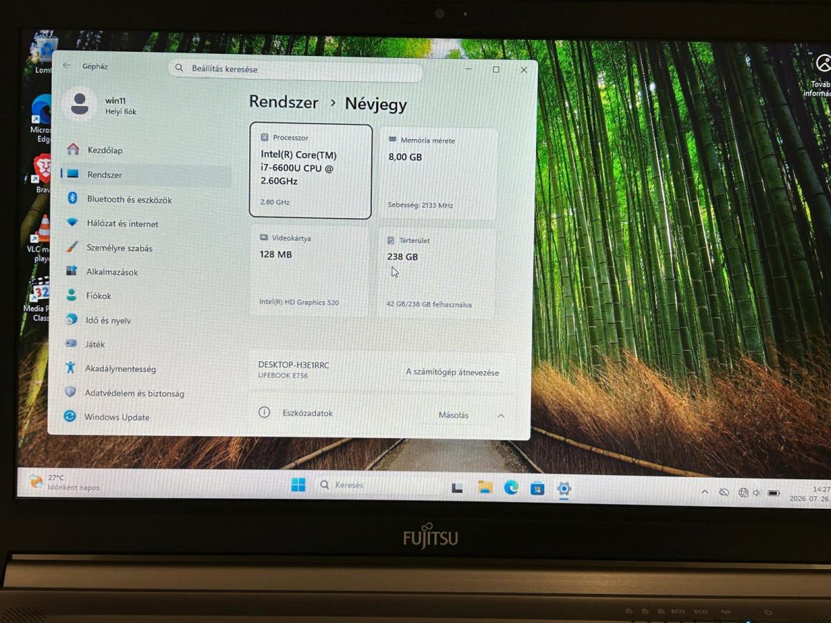Fujitsu Lifebook E756